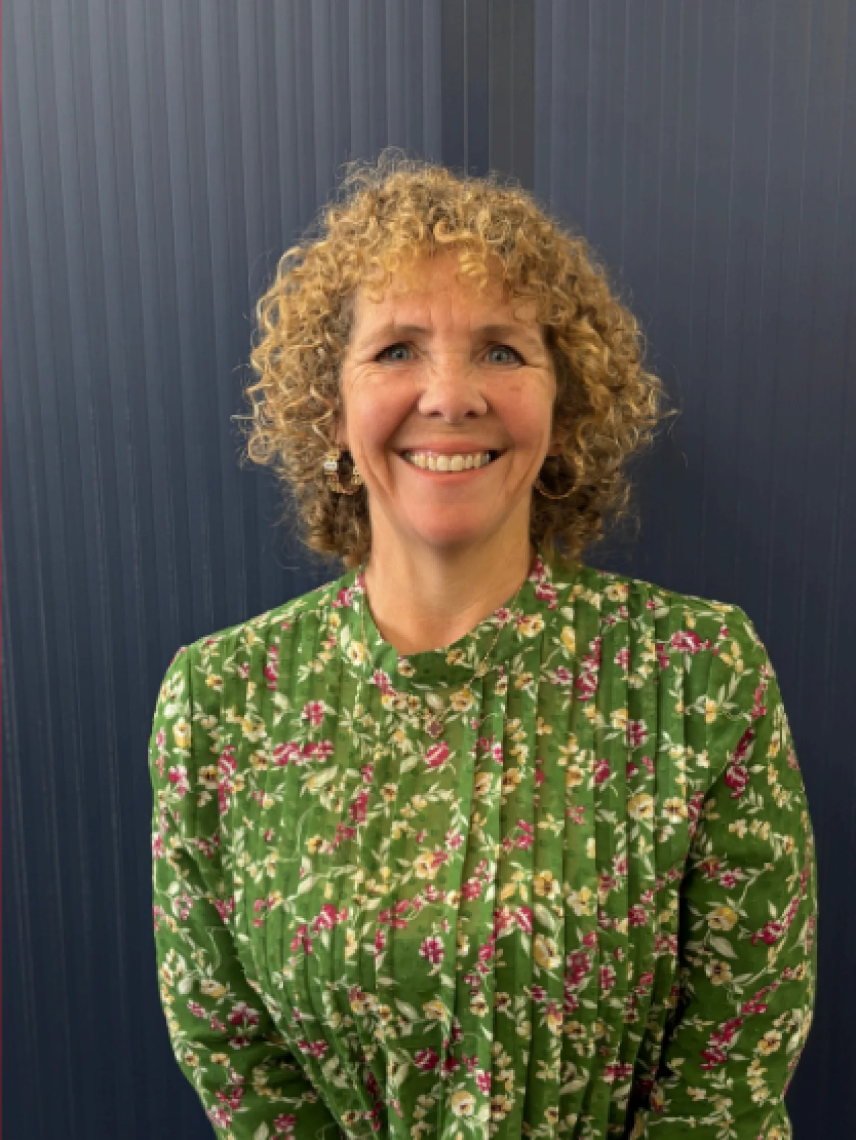 Bronwyn, tutors in Birkenhead