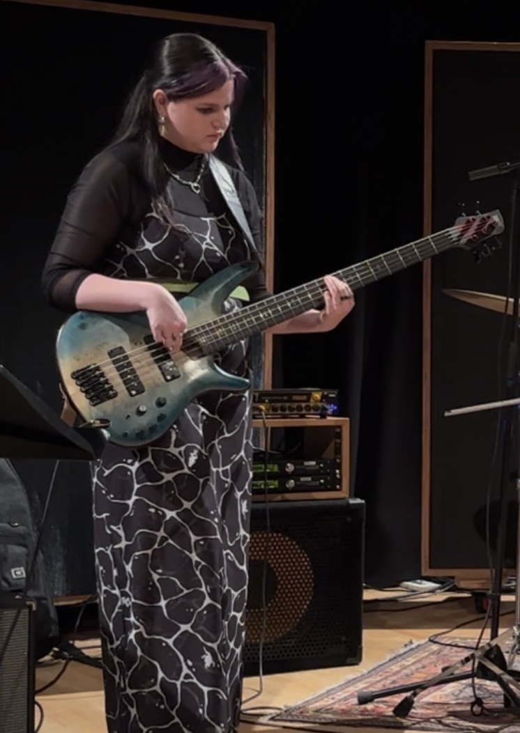 Caitlin Diprose – Coda Music, teachers in Auckland