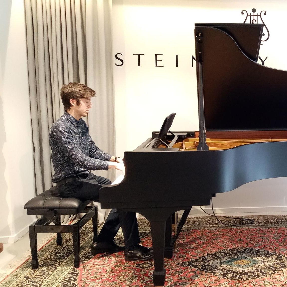 Cam Taylor Piano Lessons Glenfield, teachers in Epsom