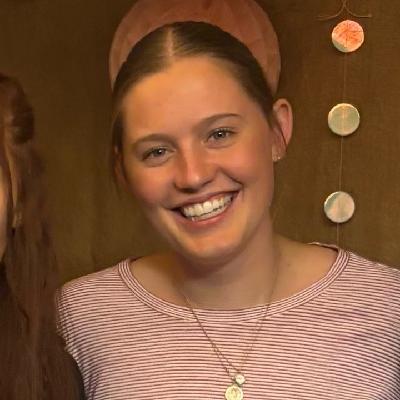 Zoe, tutors in Remuera